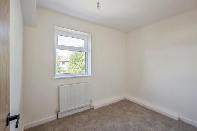 3 bed Semi-Detached for sale Image 11