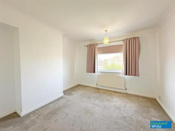3 bed Semi-Detached for sale Image 12