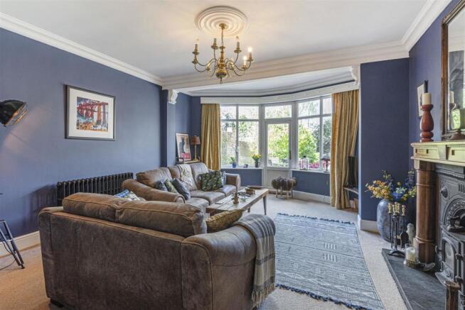 SITTING ROOM
