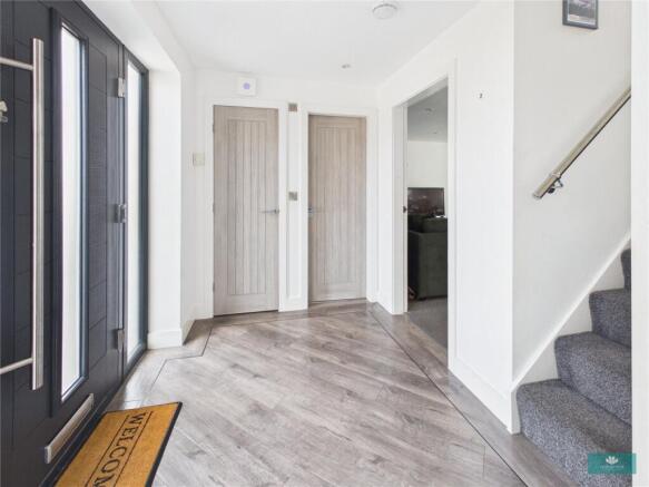 3 bed Semi-Detached for sale Image 5