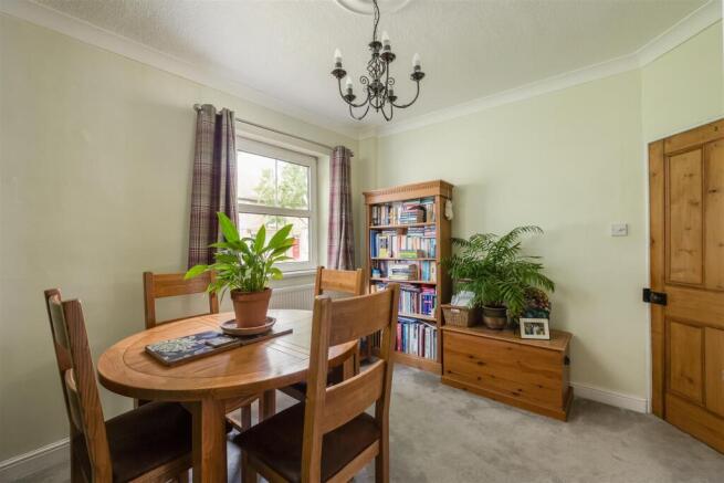 4 bed Terraced for sale Image 8