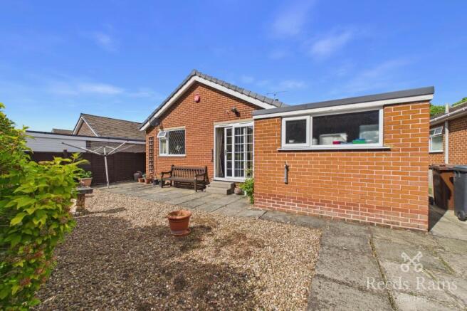 2 bed Bungalow for sale Image 8