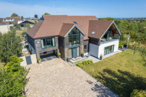 Willowmead, Borstal Avenue, Whitstable CT5 4NX