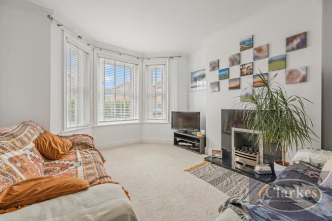 37 Shaftesbury Road - 14