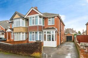 35, Wilton Crescent, Southampton SO15 7QN