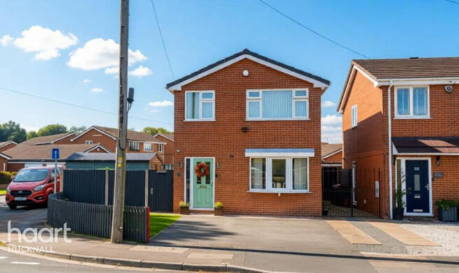3-bed detached on Polperro Way, Nottingham, £280,000