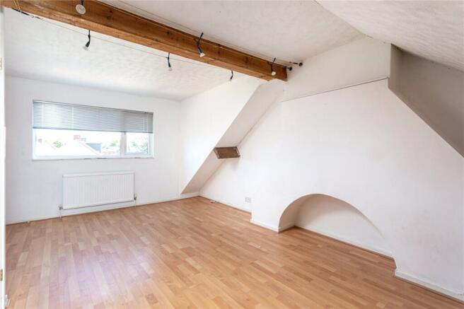 3 bed Terraced for sale Image 10