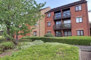 120, Peter James Court, Astonfields, Stafford ST16 3YX