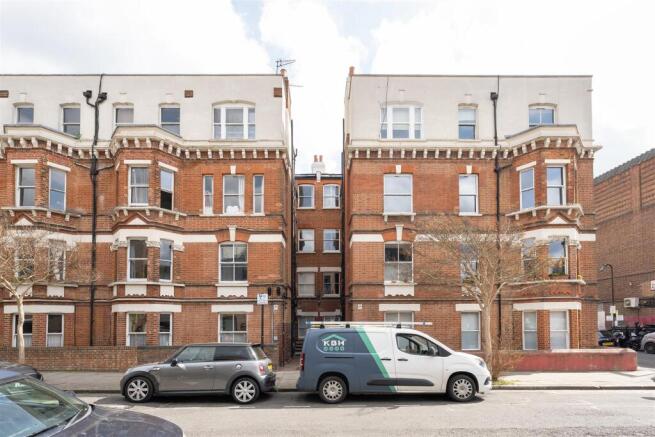 Eagle Mansions, N16
