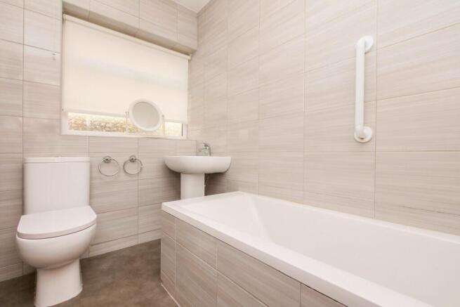 2 bed Detached for sale Image 11