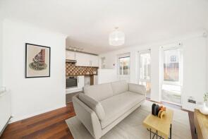 9, Lime Close, London E1W 2QP