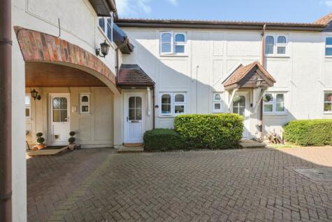 River Court, Chapmore End, Ware