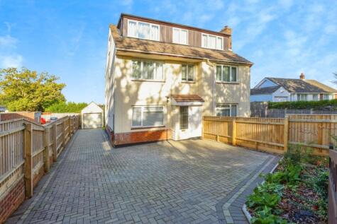 Spicer Lane, Bearwood, Bournemouth, Dorset, BH11