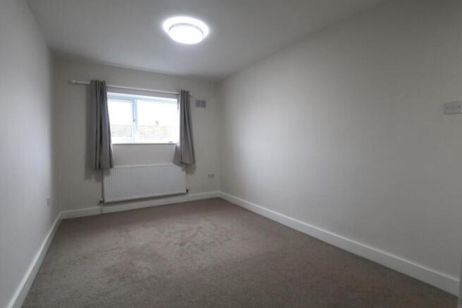 MASTER BEDROOM 2.JPG