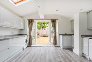 76, Alma Road, London SW18 1AH
