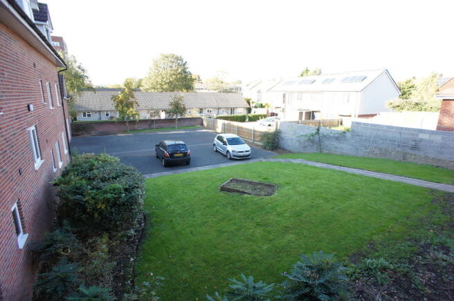 rear communal par...