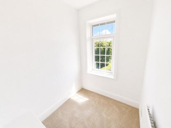 3 bed Semi-Detached for sale Image 11