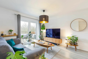 Flat 1, Woodside, Franklands Village, Haywards Heath RH16 3UZ