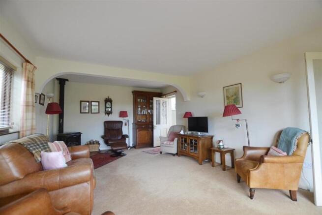 living room...JPG