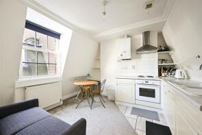 Flat 4, 2, Carter Court, London EC4V 5EN