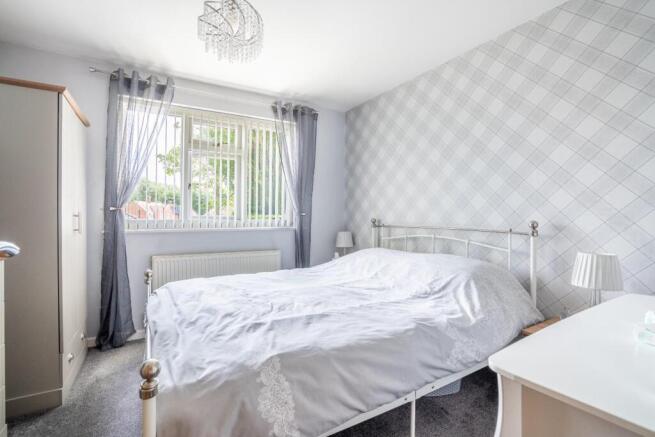 2 bed Semi-Detached Bungalow for sale Image 6