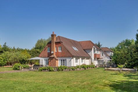 Tenterden Road, Biddenden, Kent, TN27 8BH