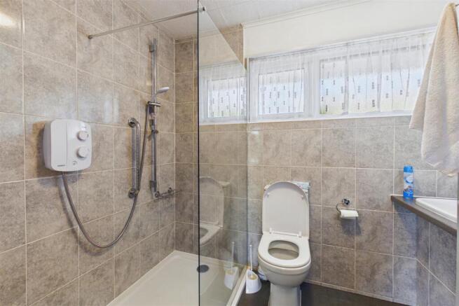 Shower Room.