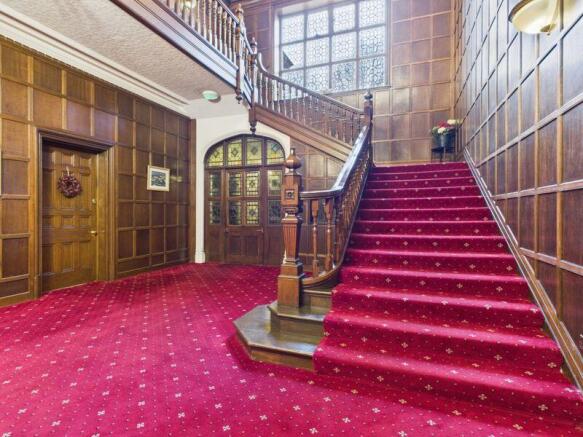 Communal entrance & staircase