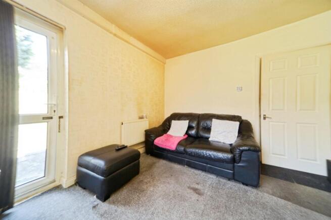 1 bed Ground Flat for sale Image 4