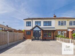3, Francis Close, Stanford-le-hope SS17 8NT