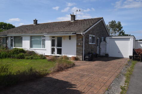 Meadow Gardens, Stogursey