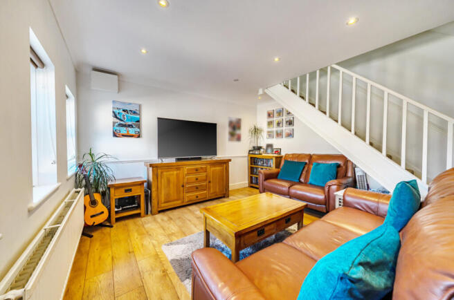 1431598-1-69bbfe8...