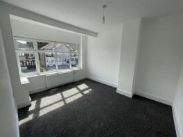 87, Faircross Avenue, Romford RM5 3UD