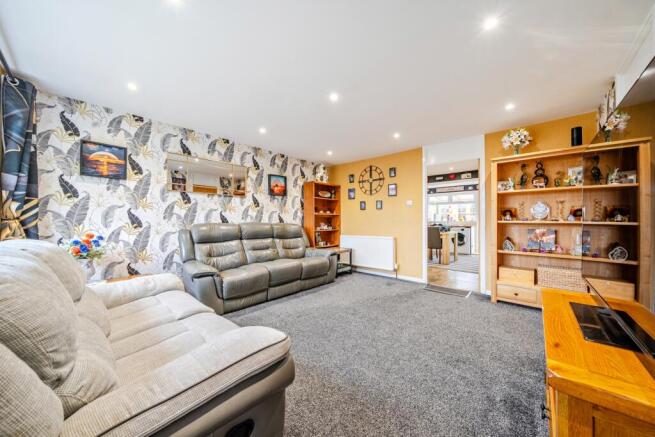 1406672-5-69808c1629fbb