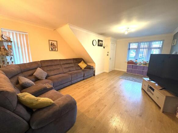 Bembridge Close, Coppice Farm, Willenhall photo 3