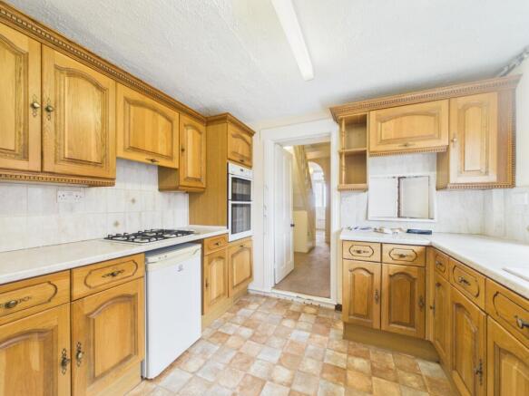 Victoria Road, Tilehurst, Reading, RG31 photo 4