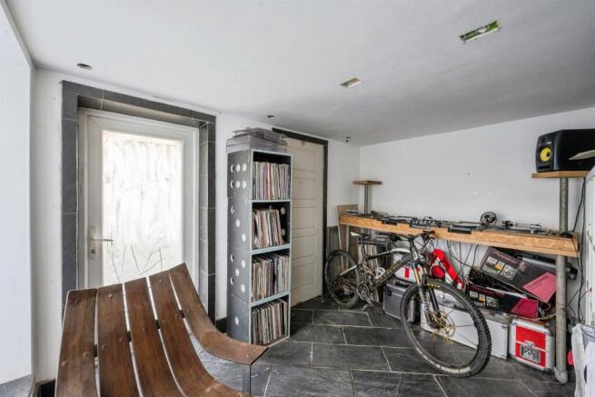 3 bed Semi-Detached for sale Image 7