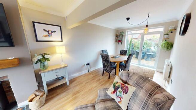Greenhill Road - Dining Area