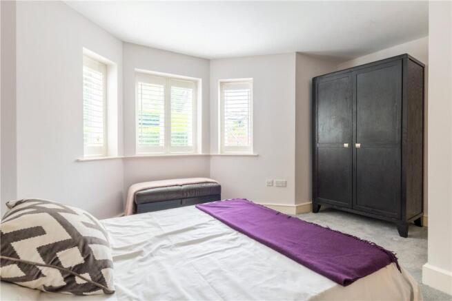 2 bed Apartment for sale Image 8