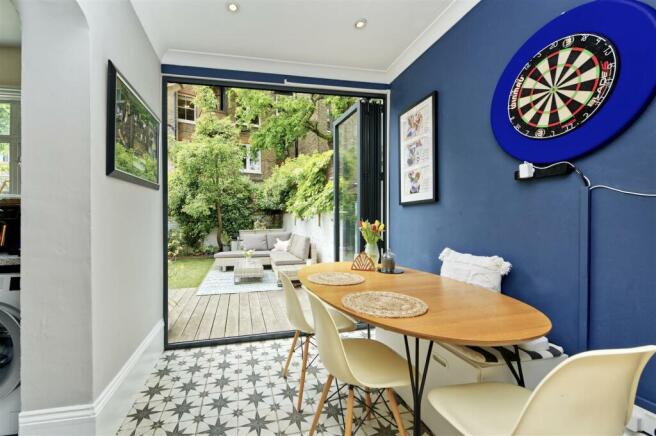 Goldhawk Road, W6 - FOR SALE