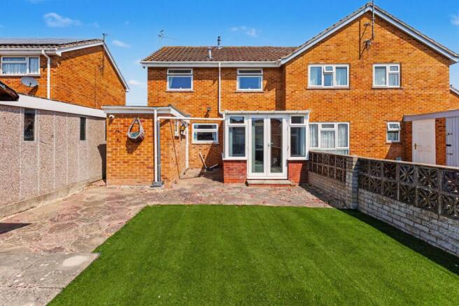Alexandra Road, Evesham, WR11 photo 4