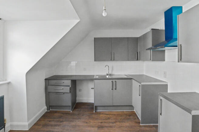 21C Emanuel Avenue, London W3 6JQ photo 5