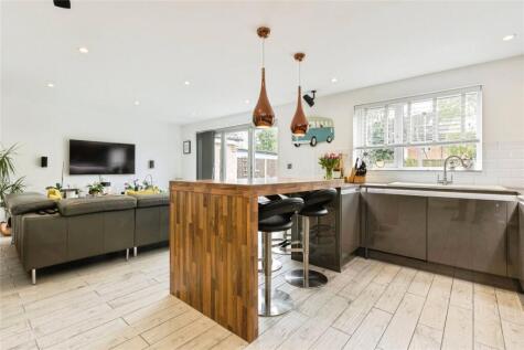 Burdock Close, Wymondham, Norfolk, NR18