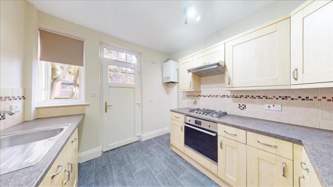 Riverside Close 1 Kitchen.jpg