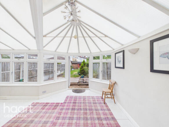 Norman Road, Hornchurch photo 4