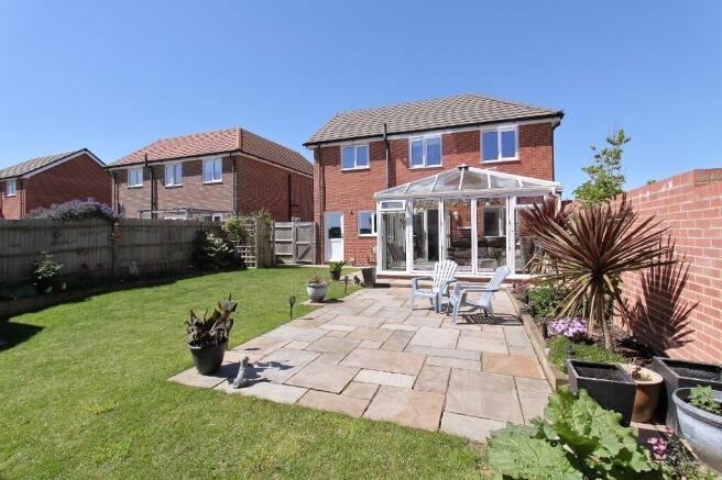 **OVER 1500 SQFT**Gardner Avenue, SP11 photo 4