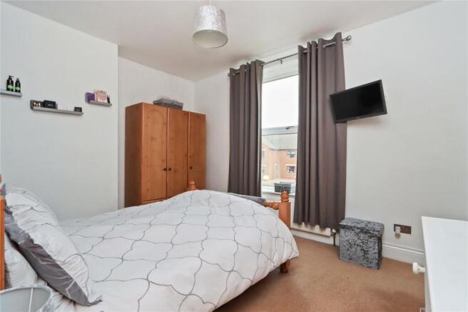 Bedroom 1 Pic 1