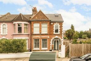 88, Haverhill Road, London SW12 0HB