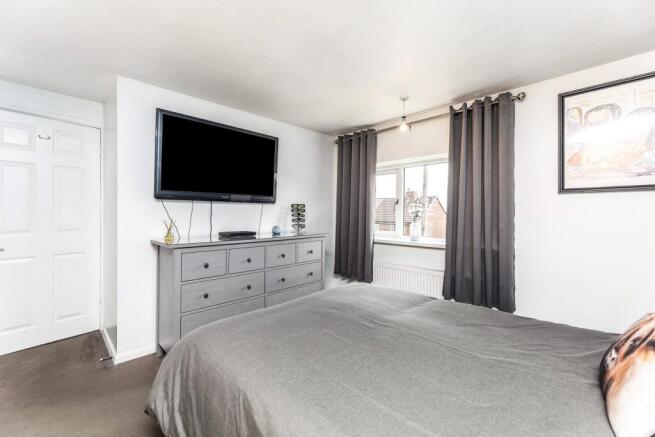 3 bed Semi-Detached for sale Image 11