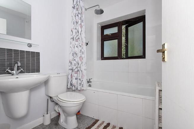 Cap-Bathroom.jpg